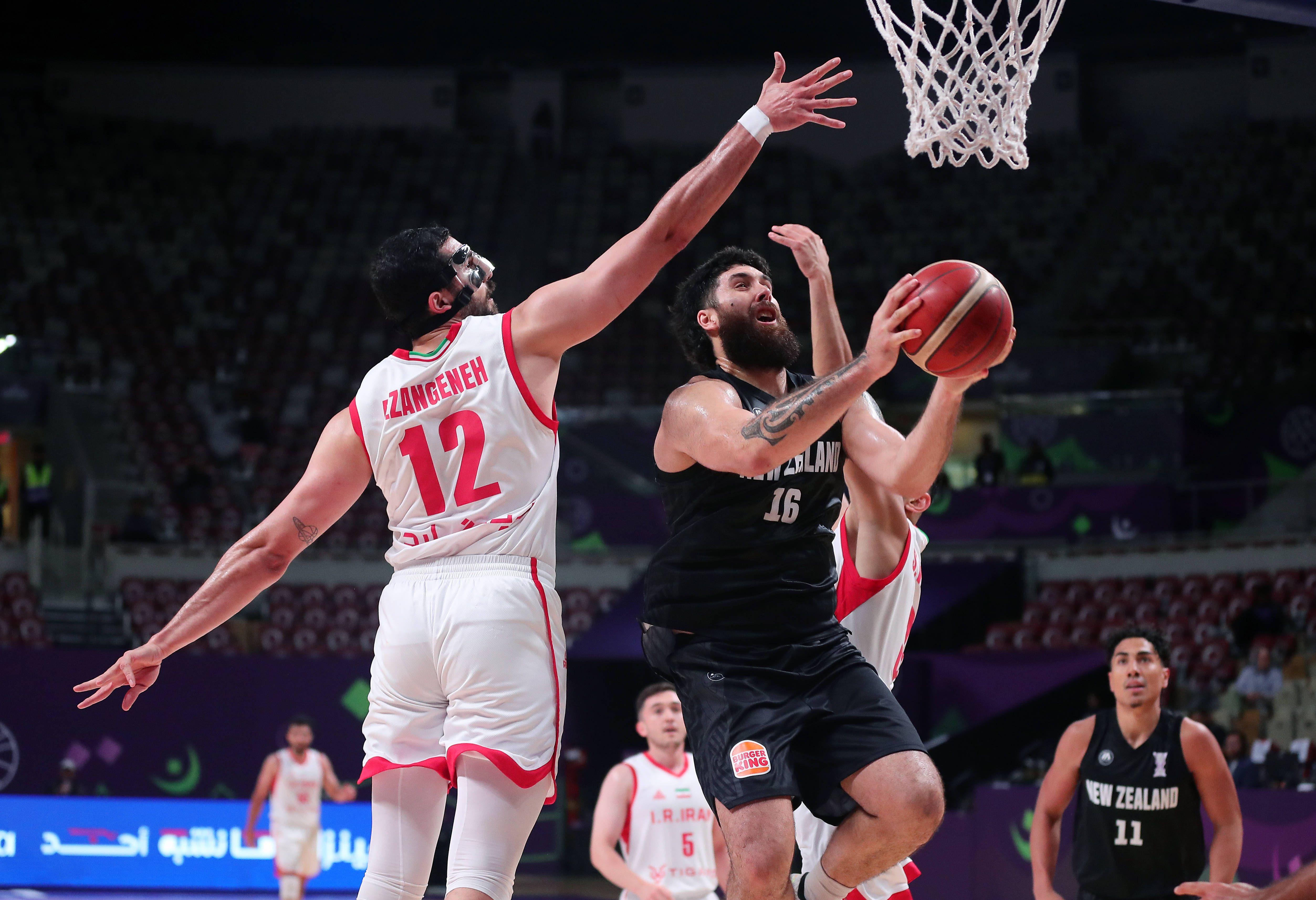 关于国际比赛日欧篮联传出新动向，切尔西单刀错失，管理层表态——质疑声仍在，临场指挥获称赞的信息爱游戏平台